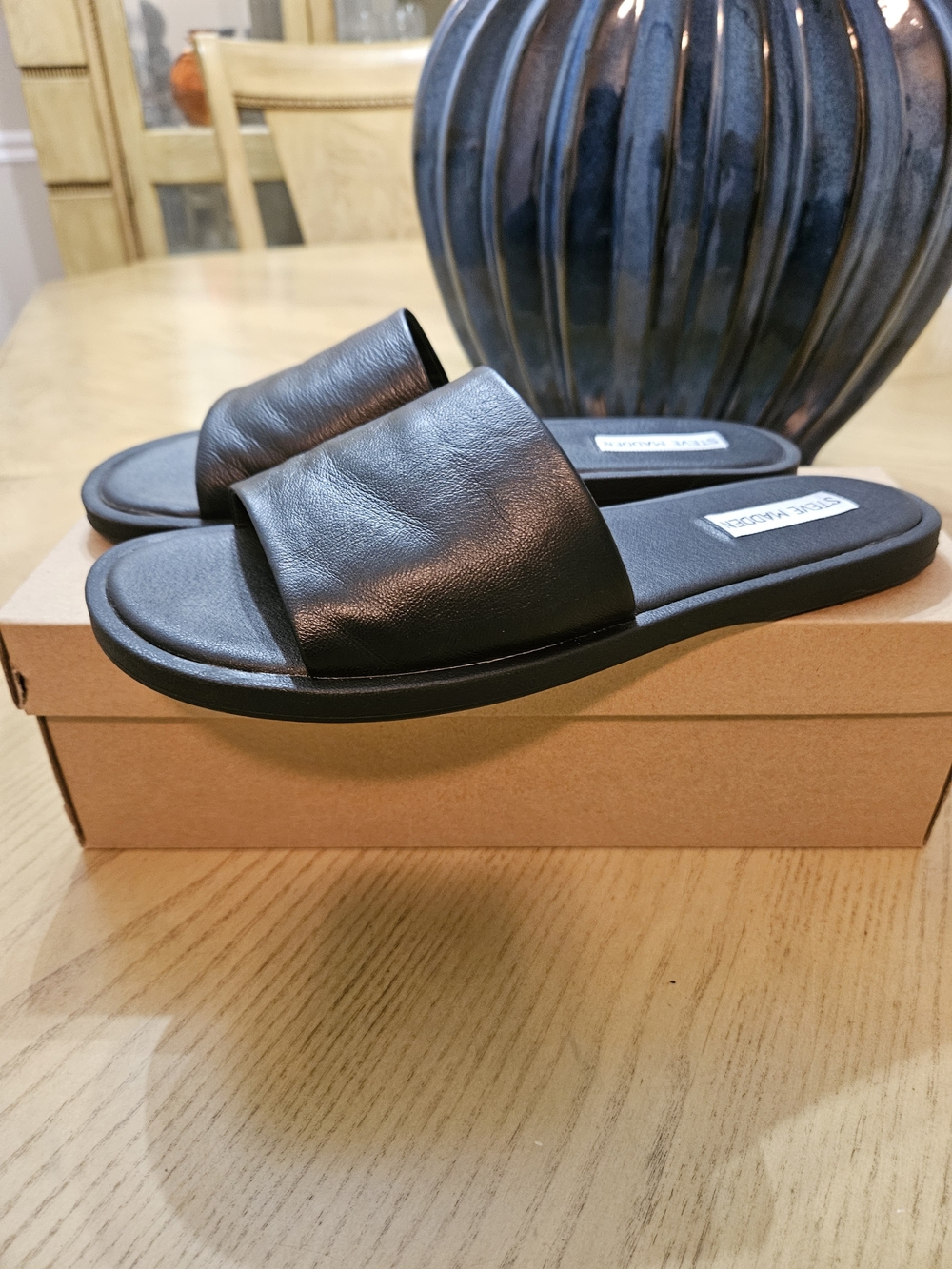 Steve Madden Black Leather Slide Sandals